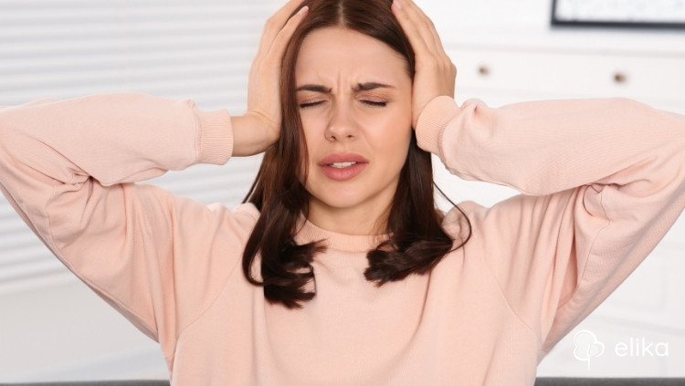kadinlarda-hormonal-migren-adet-donemi-agrilariyla-basa-cikma.jpg